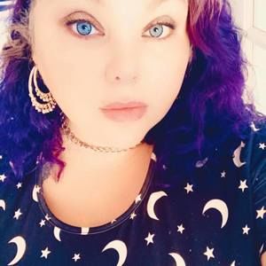 Meet your Posher, Tanisha